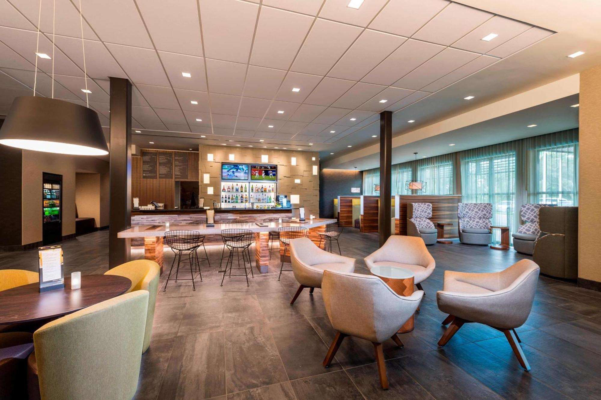 Hotel Courtyard By Marriott Tampa Northwest/Veterans Expressway West Chase Exterior foto