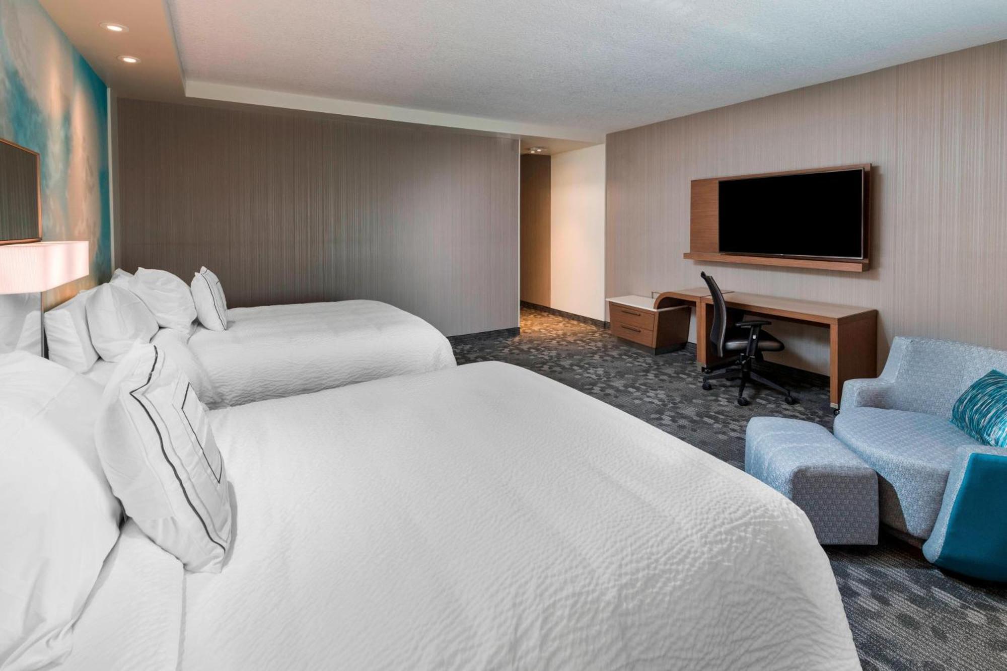 Hotel Courtyard By Marriott Tampa Northwest/Veterans Expressway West Chase Exterior foto