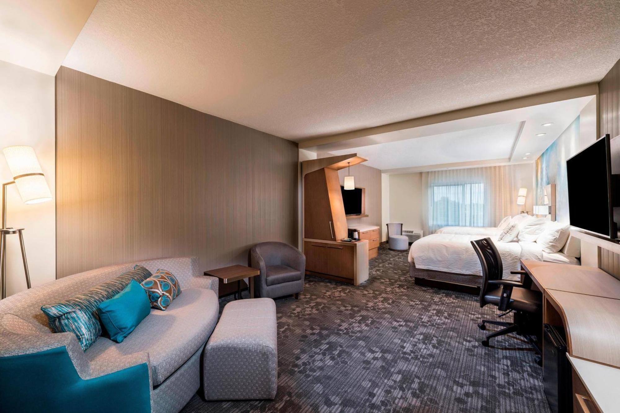 Hotel Courtyard By Marriott Tampa Northwest/Veterans Expressway West Chase Exterior foto