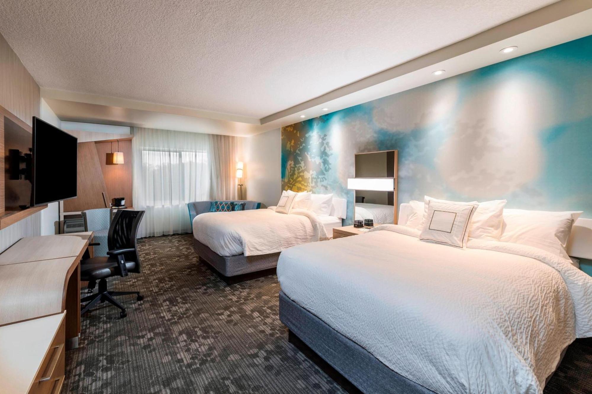 Hotel Courtyard By Marriott Tampa Northwest/Veterans Expressway West Chase Exterior foto