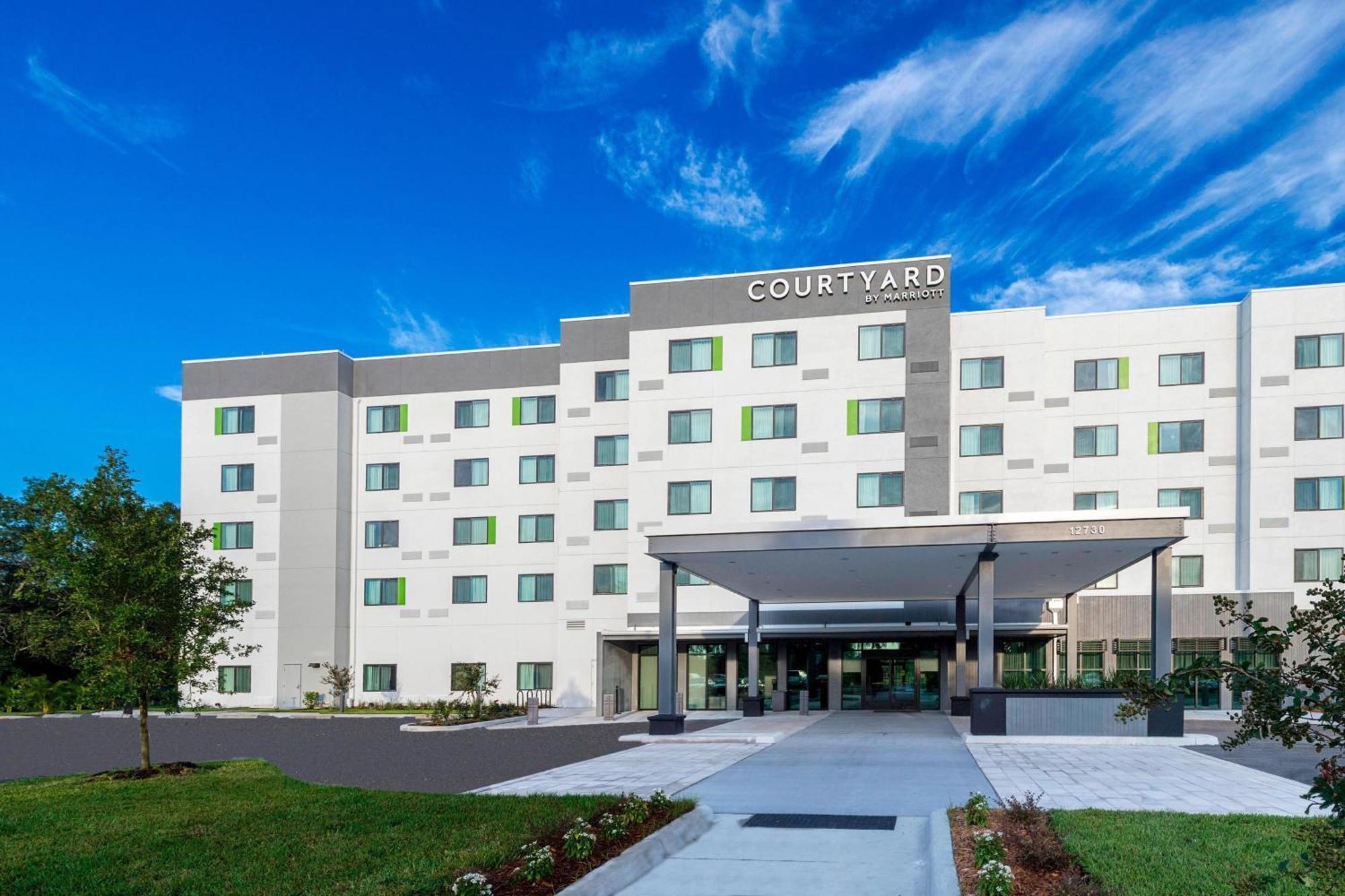 Hotel Courtyard By Marriott Tampa Northwest/Veterans Expressway West Chase Exterior foto