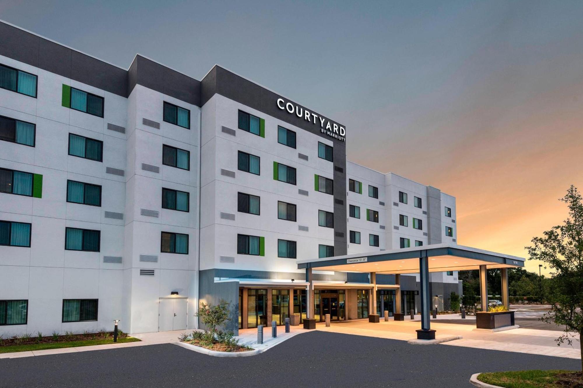 Hotel Courtyard By Marriott Tampa Northwest/Veterans Expressway West Chase Exterior foto